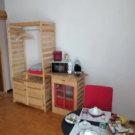 Lo Scoiattolo Frühstückspension *